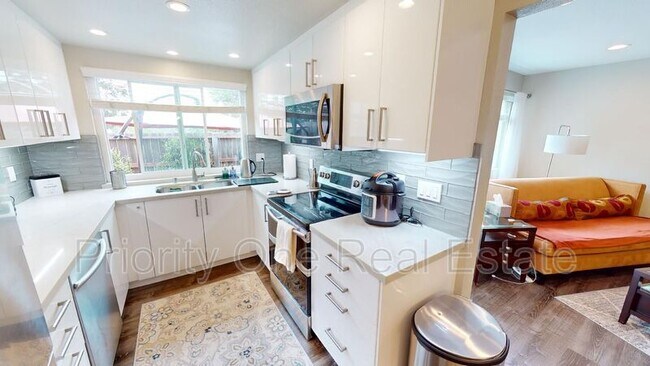 Building Photo - 9575 Easter Way