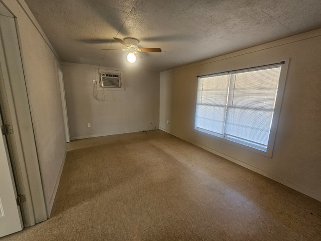 Foto del edificio - 224 NE 2nd St