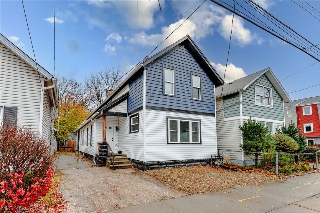 Primary Photo - 908 Fruit Ave