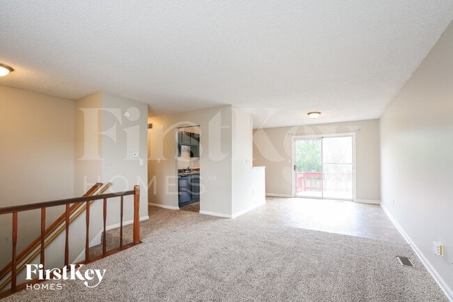 Building Photo - 9431 Pepperidge Dr