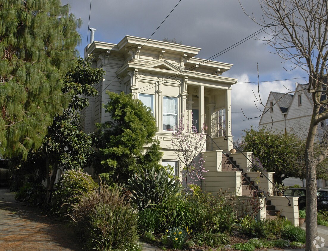 Foto del edificio - 5564-5566 Marshall St