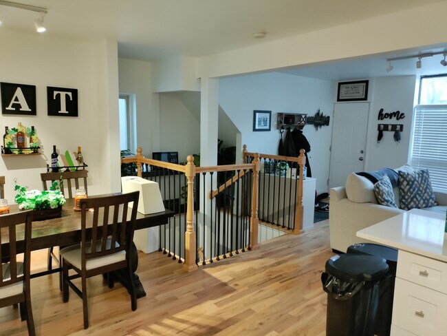 Foto del edificio - 923 S Carpenter St
