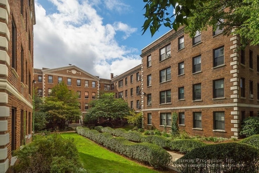 Primary Photo - 62 Queensberry St