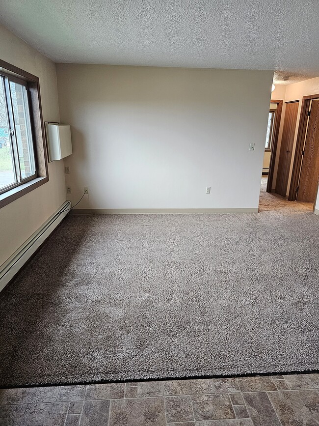 Living Room - Castlewood Knolls Apartments