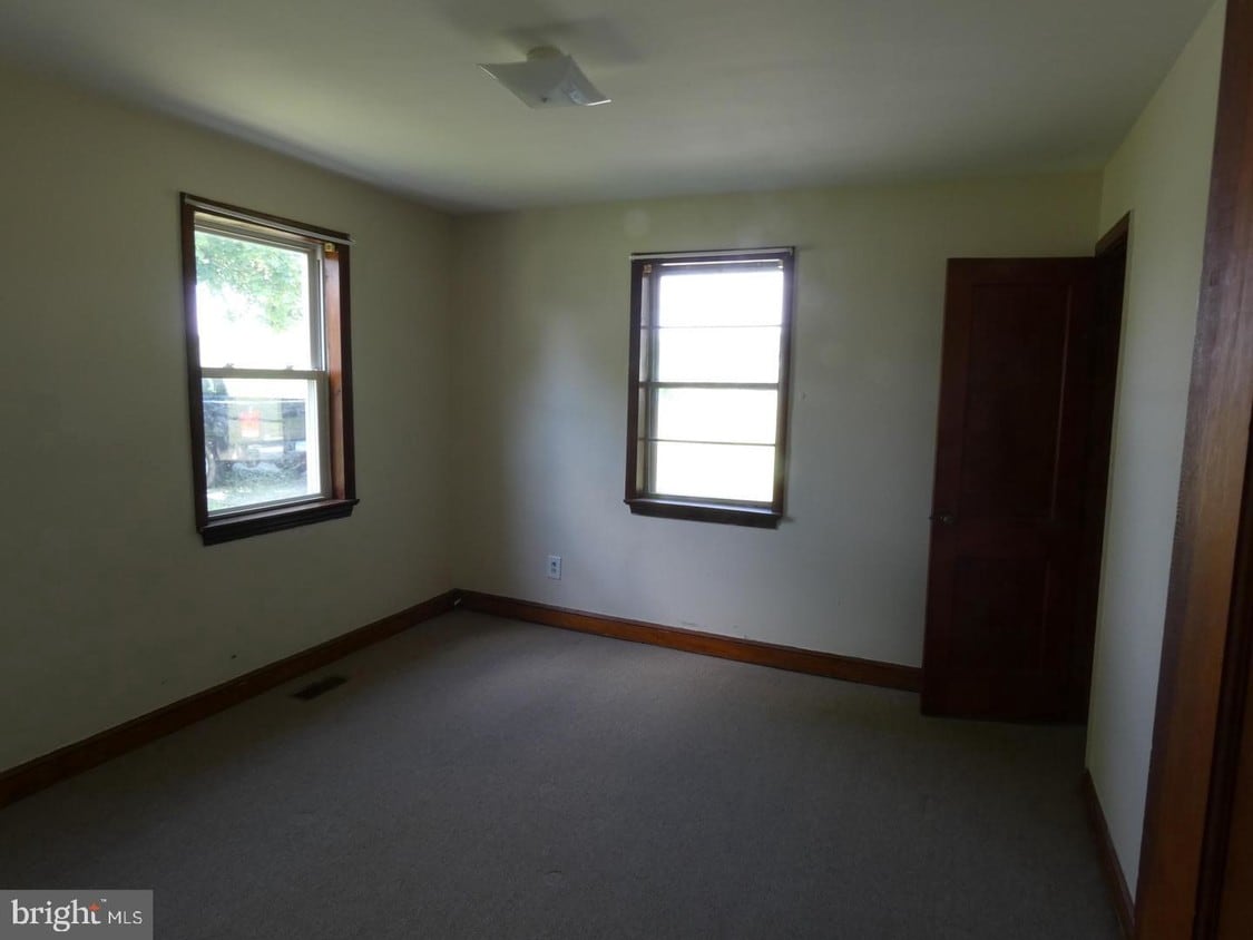 9226 Brown Church Rd, Mount Airy, MD 21771 House for Rent in Mount Airy, MD