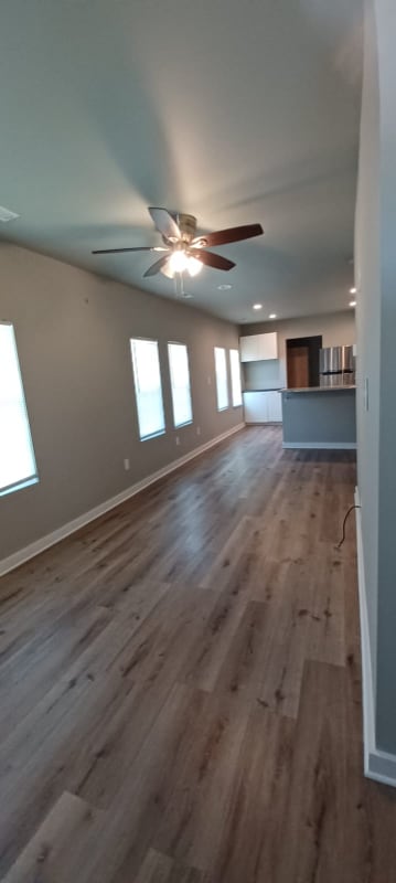 Building Photo - 701 Walker Ave