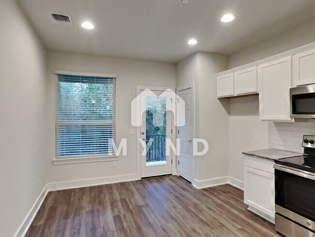 Foto del edificio - 1509 Roseburg Dr
