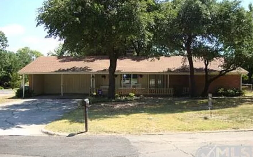 5609 Stonewall St, Greenville, TX 75402 House Rental in Greenville, TX