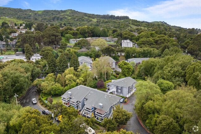 Aerial - Redwood Creek Villas