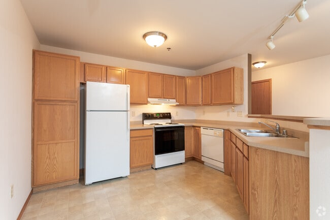 2BR, 2BA - E - Underwood Station Apartments
