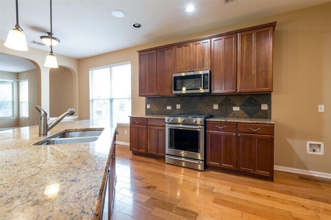 Foto del edificio - 14305 Broadwinged Hawk Dr