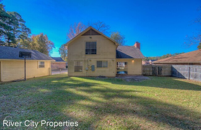 Building Photo - 4 br, 2 bath House - 9401 ROYALTON DRIVE -...