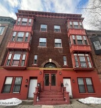 Building Photo - 9 St Joseph's Terrace