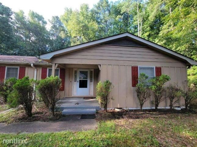 Building Photo - 5 br, 3 bath House - 782 Britt Road Road SW
