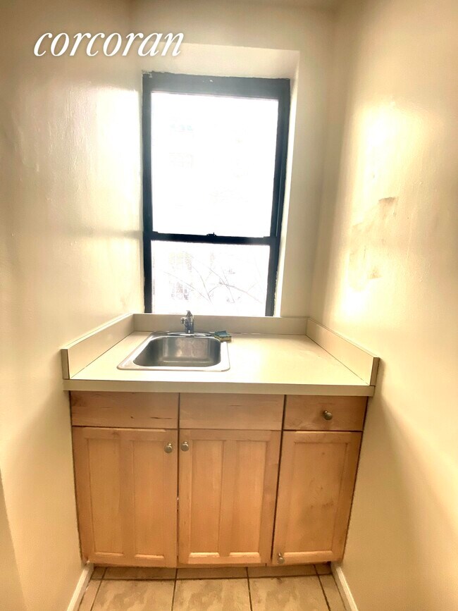 Foto del edificio - 217 E 22nd St