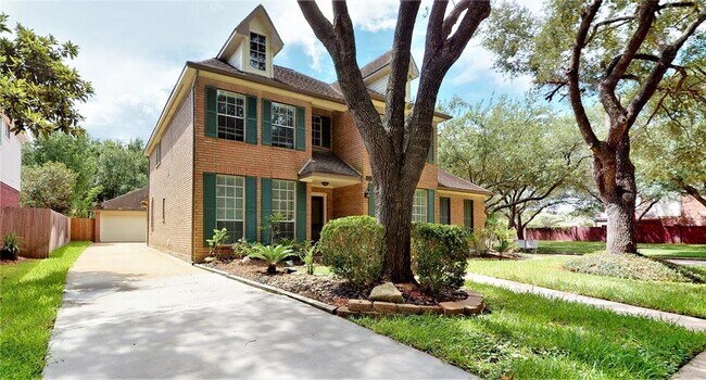 Building Photo - 17427 Marigold Dr