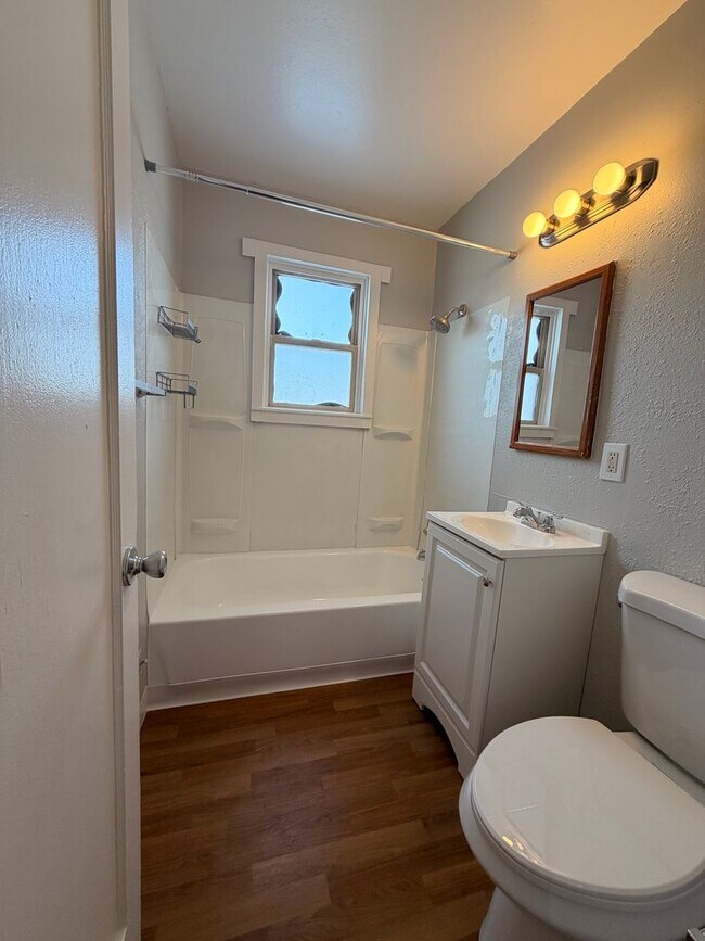 Foto del edificio - 1422 E Buena Ventura St