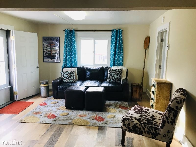 Primary Photo - 1 br, 1 bath House - 125 1/2 S G St