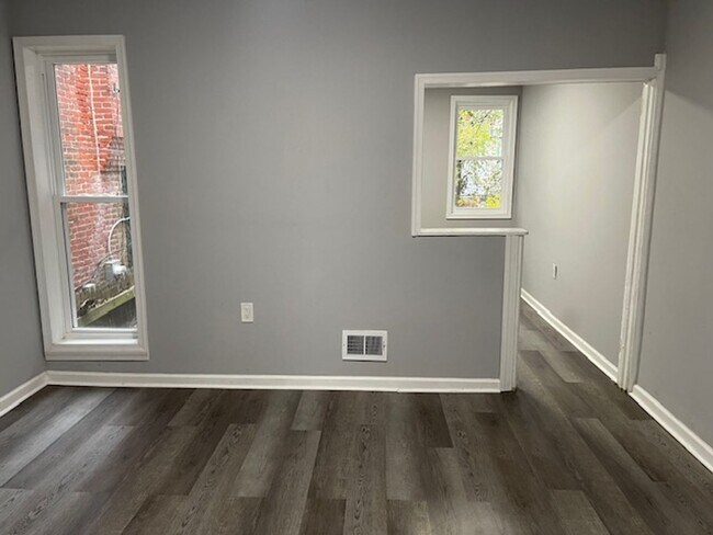Foto del edificio - Anika Homes 3 Bedroom