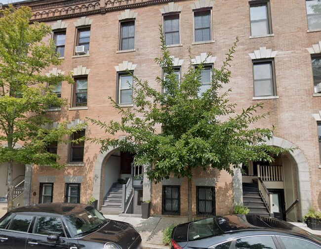 Foto del edificio - 128 Union Park St