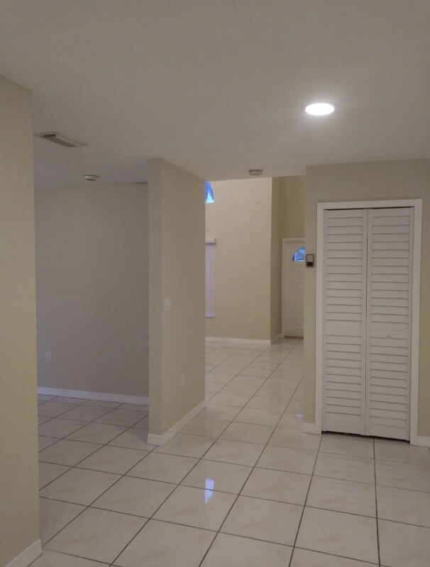 Foto del edificio - 784 NW 135th Ct