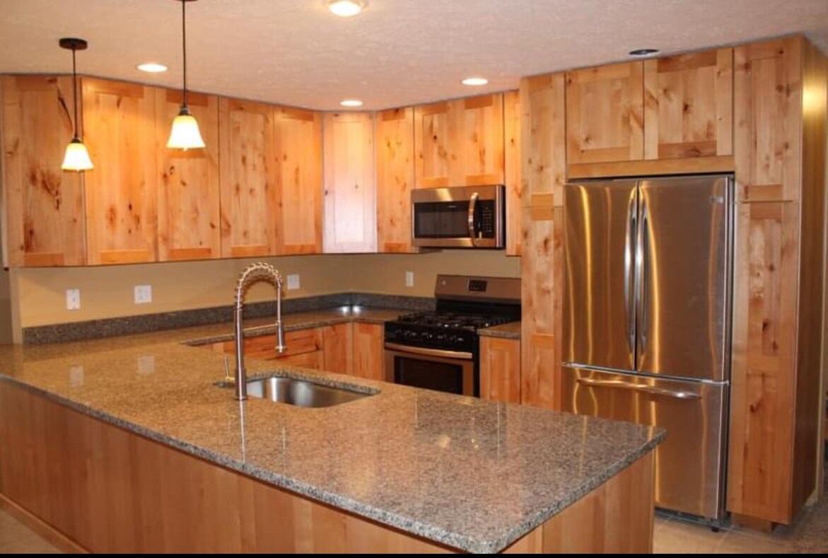 461 Congress Ave Unit 461 Congress Avenue, Star City, WV 26505