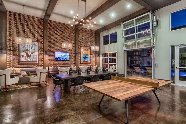 Cortland Good Latimer Apartments Dallas, TX
