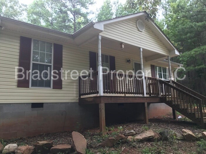Building Photo - 334 Chestnut Grove Rd