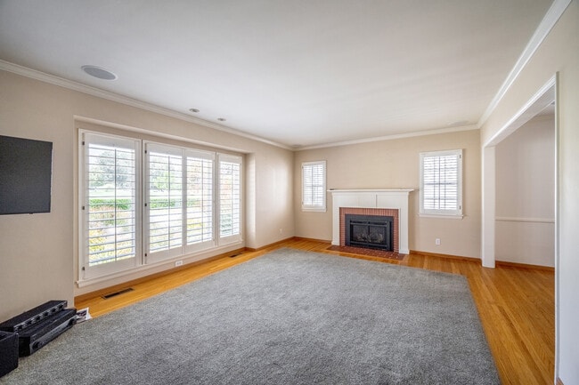 Building Photo - 1662 San Gabriel Ave