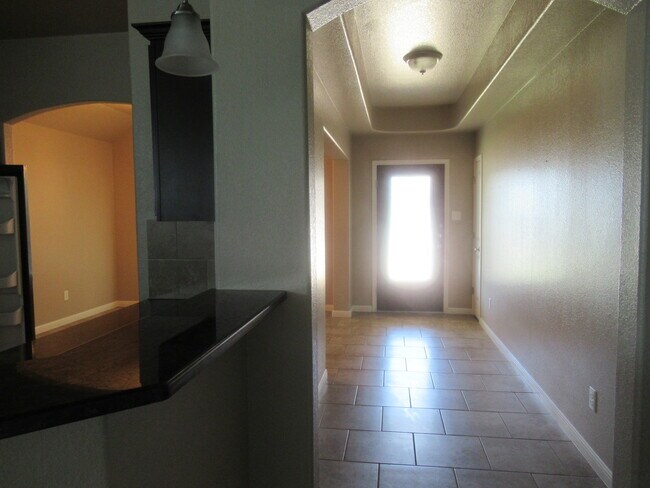 Foto del edificio - COMING SOON!