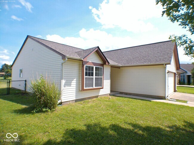 Foto del edificio - 5633 Wynridge Ct