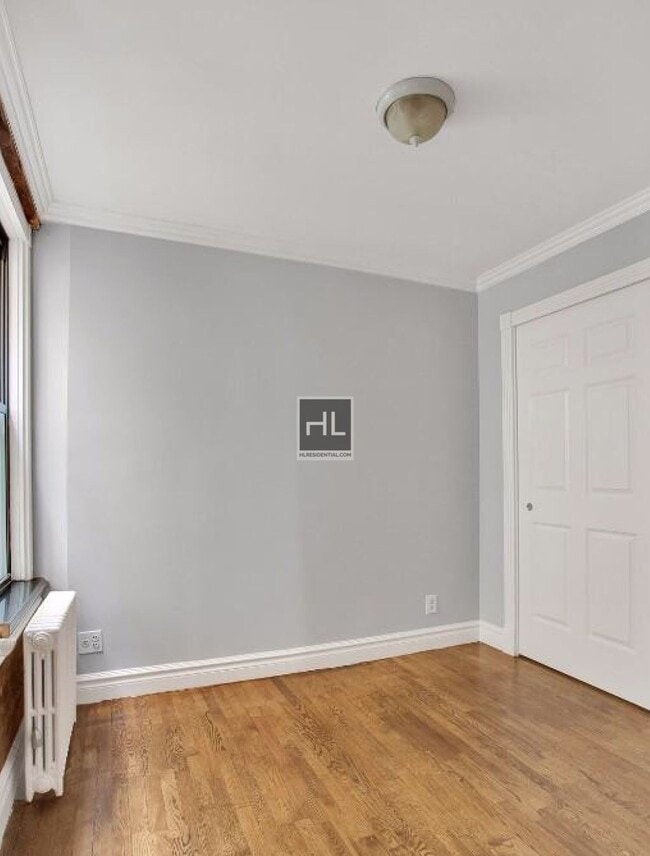 Building Photo - East 13th Street