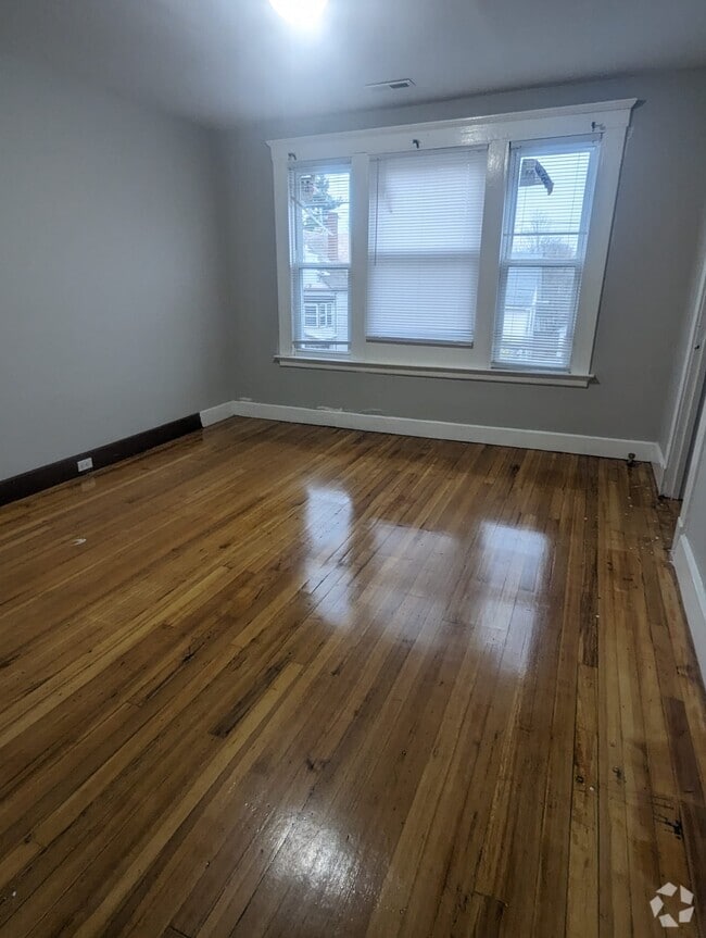 Building Photo - 89 Hubinger St