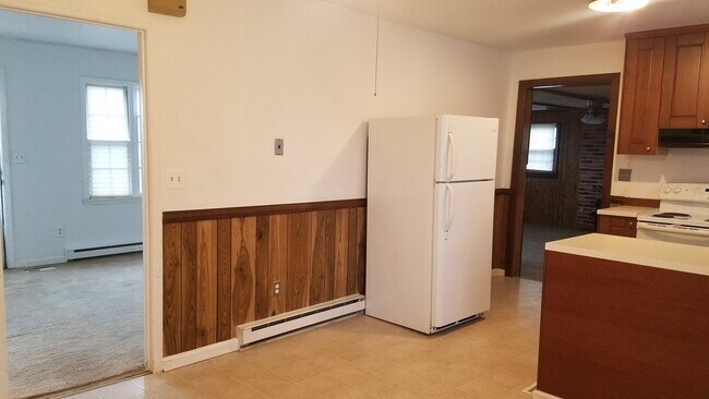 Building Photo - One Level Living in Fredericksburg!