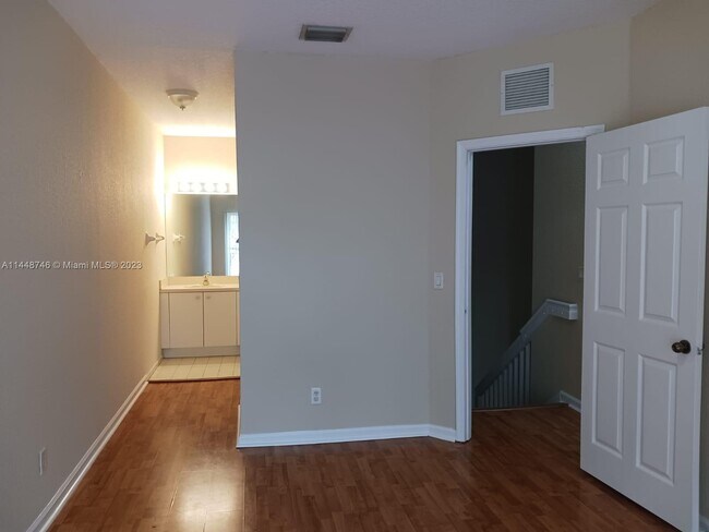 Building Photo - 1303 N Santa Catalina Cir