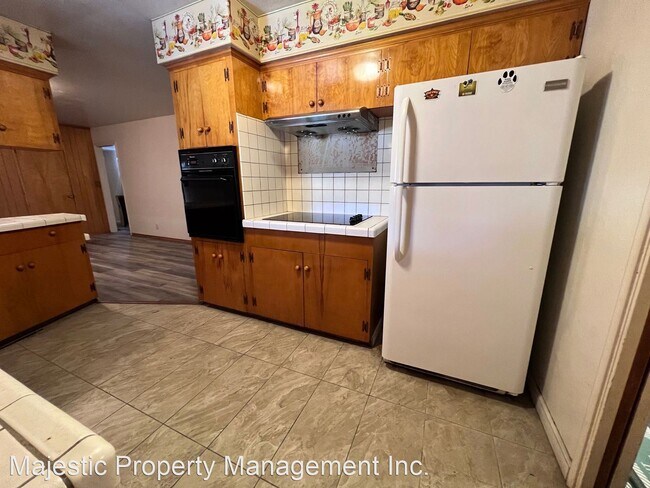 Foto del edificio - 3 br, 2 bath House - 66 W Alpine Ave