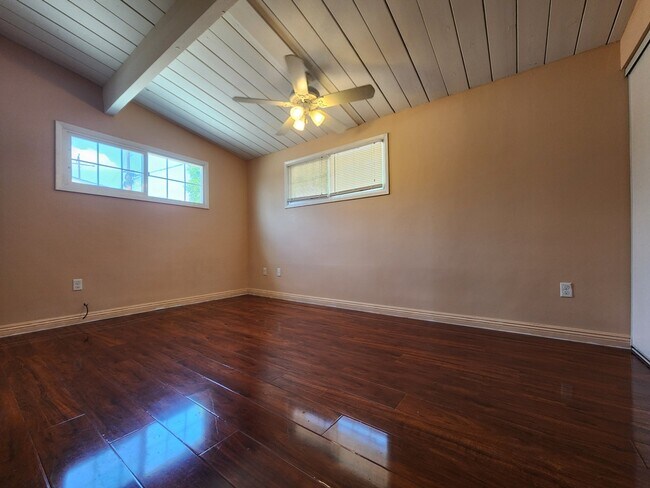 Master Bedroom - 1258 N Albertson Ave