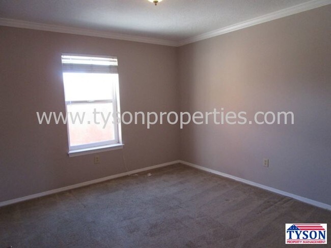 Building Photo - 4924 Quail Ridge Dr NW