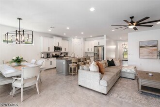 Building Photo - 14837 Windward Ln