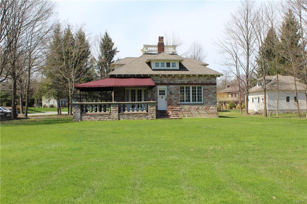 Primary Photo - 6 Ironwood Rd