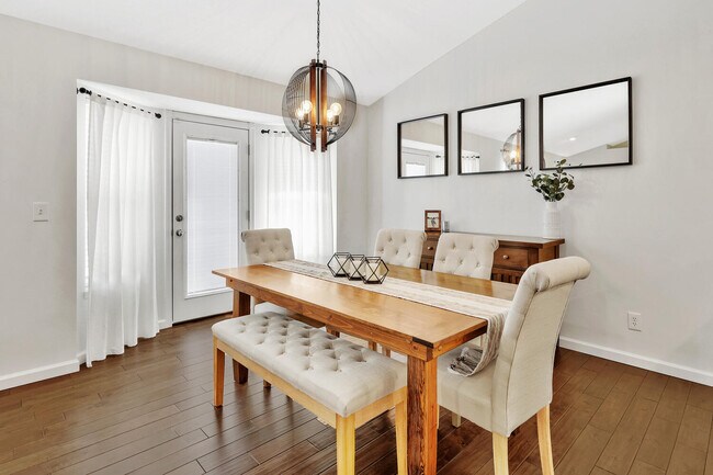 Foto del edificio - 2447 N Regency Lakes Ct