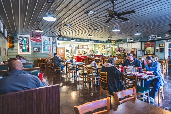 Stoney's BBQ offers Saraland residents declicious Southern BBQ.
