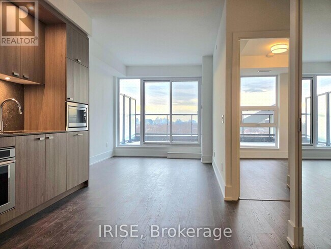 Photo du bâtiment - 115 Denison Ave