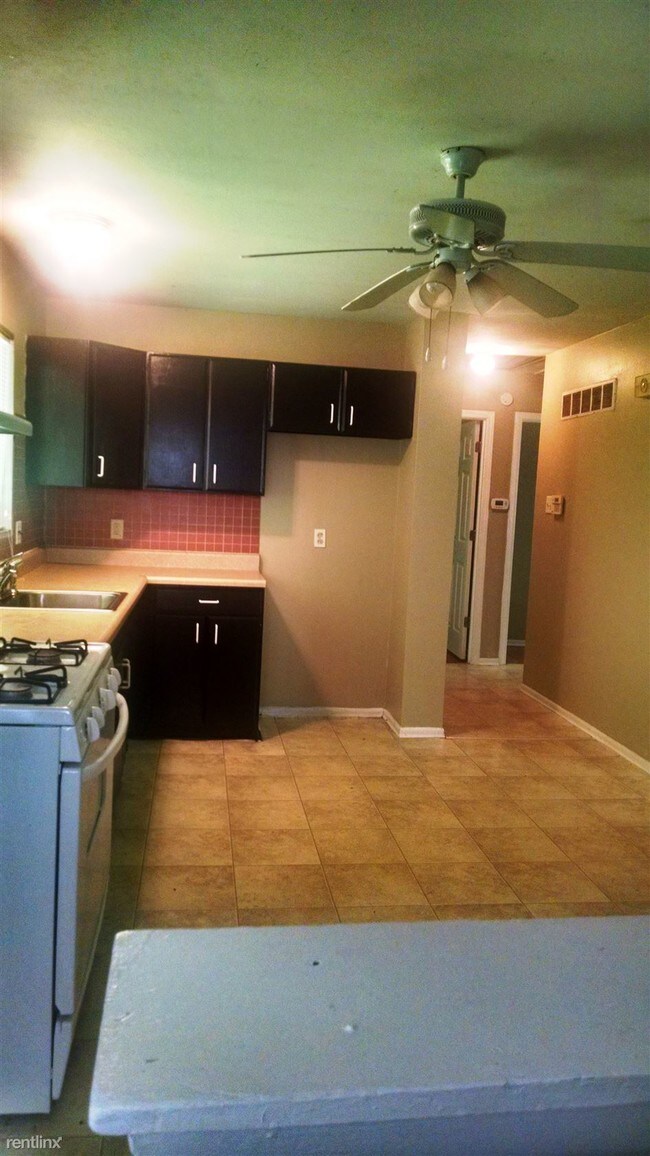 Foto del edificio - 10045 Northgate Dr