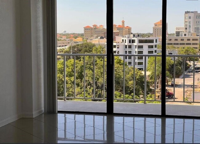 Foto del edificio - 500 N Osceola Ave
