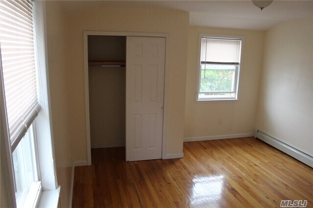 Foto del edificio - 149-36 Delaware Ave