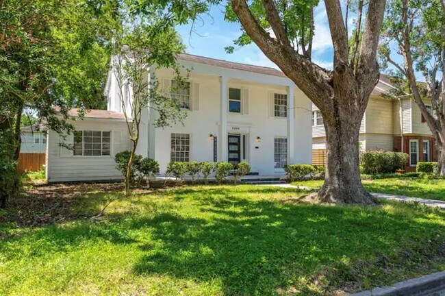 Foto del edificio - 3208 Shenandoah St