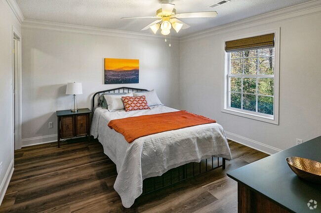 Building Photo - 3721 Willow Falls Way