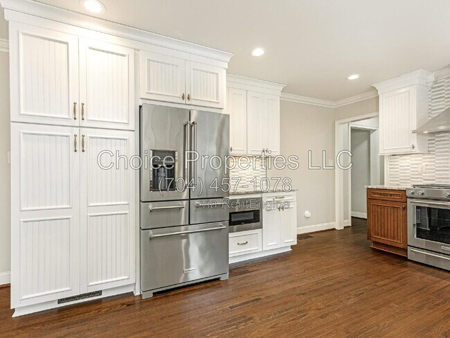Foto del edificio - 1174 Robinhood Cir