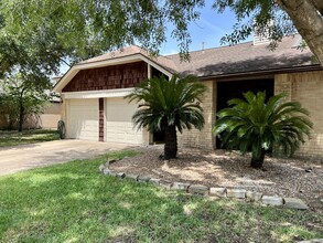 Building Photo - 3702 Echo Grove Ln